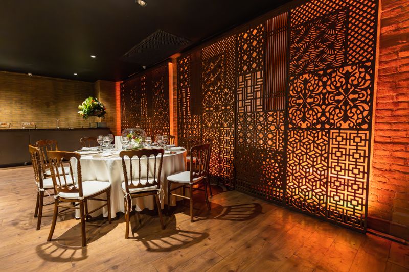 Anthony's coal fired pizza restaurant interior - warm and inviting dining room in Wayne NJ